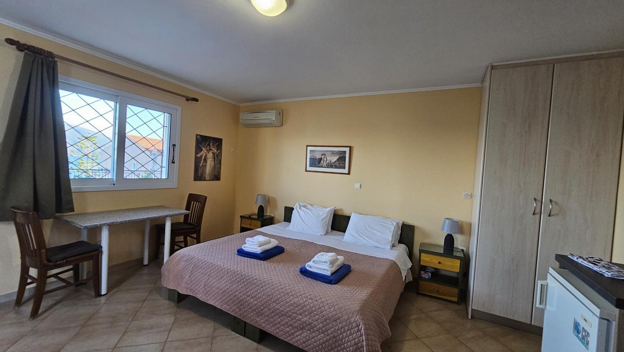 Mema'S Apartment Agia Efimia Rom bilde