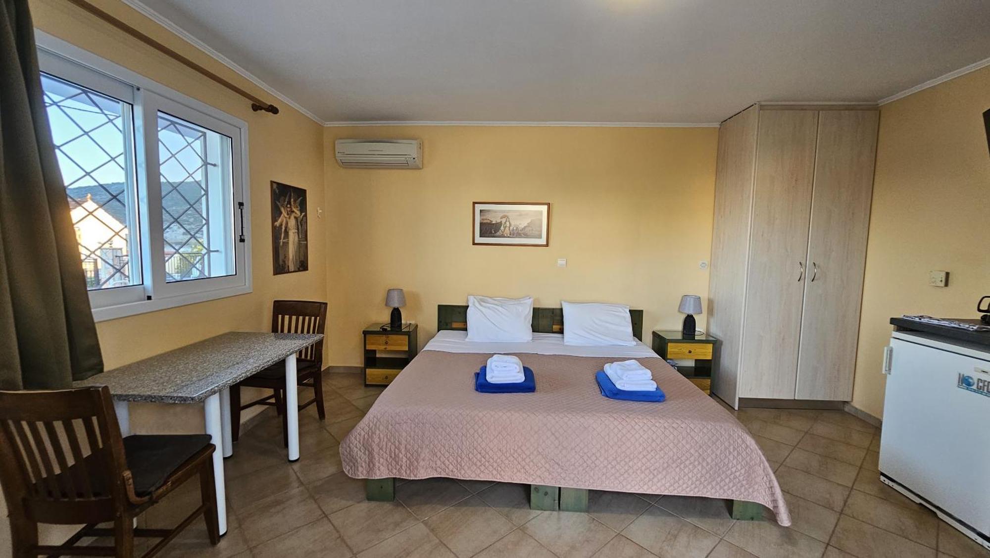 Mema'S Apartment Agia Efimia Rom bilde