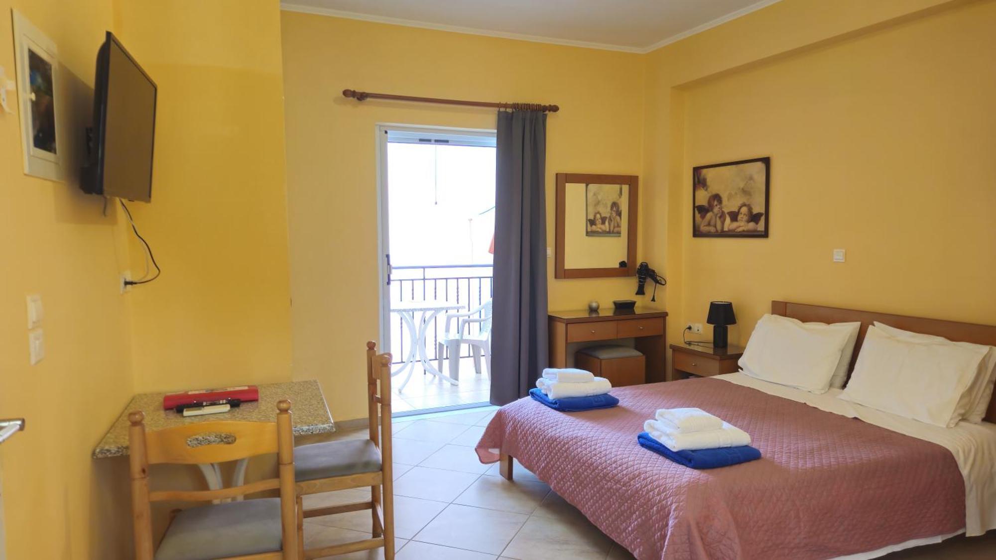 Mema'S Apartment Agia Efimia Rom bilde