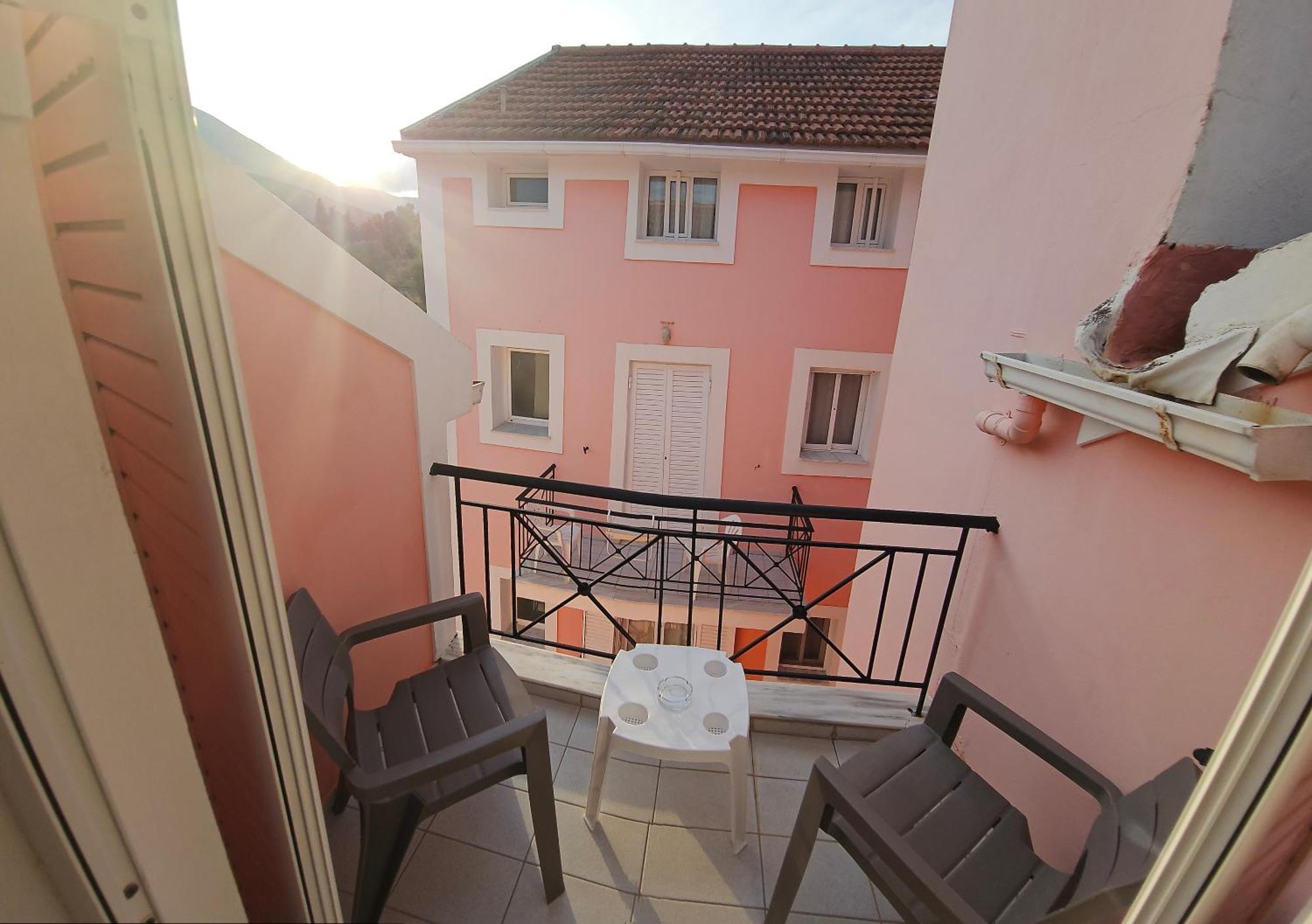 Mema'S Apartment Agia Efimia Rom bilde